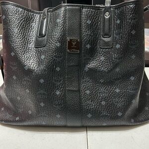 MCM Visetos Tote Reversible Large